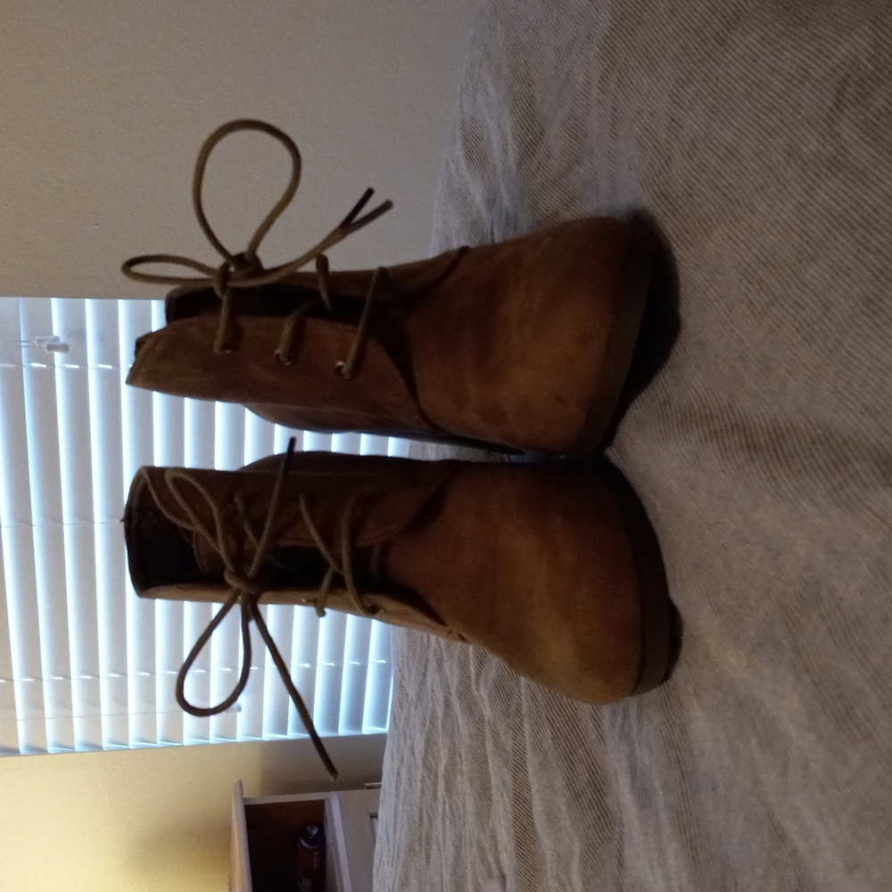 Tan high heel boots size 7